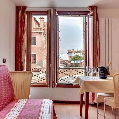 Heart Of Biennale Apartament